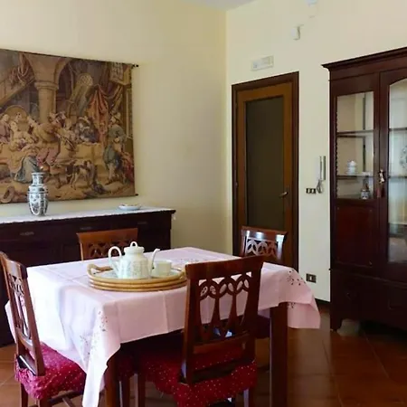 Elegant 80 M² Appartamento
