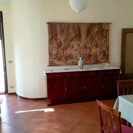 Elegant 80 M² * Trani